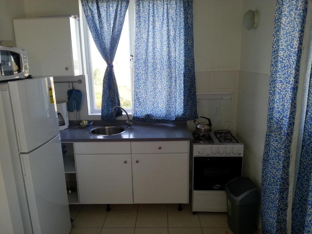 Orange Rembrandt Studio Apartments Willemstad Rum bild